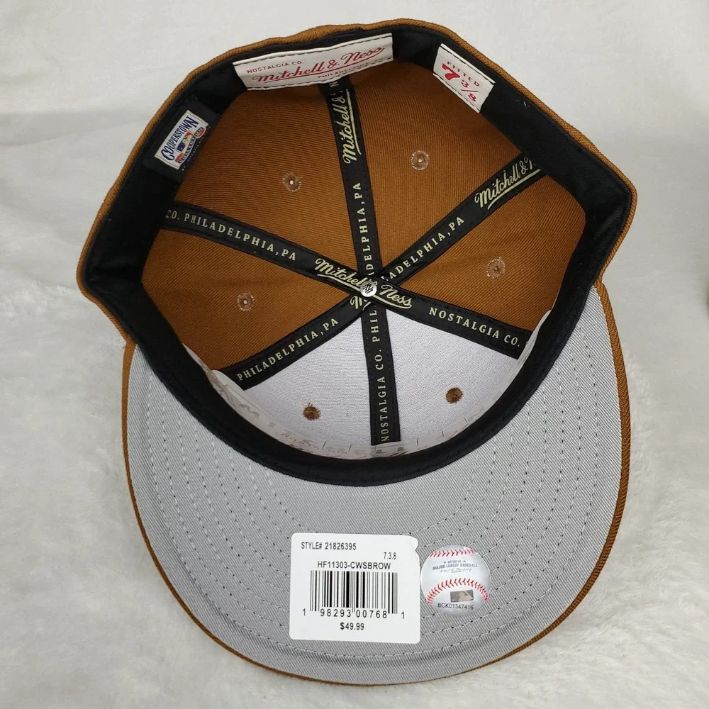 Chicago White Sox Mitchell &‎ Ness MLB Fitted 7 3/8 Liberty Fit Hat Cap Tan NWT